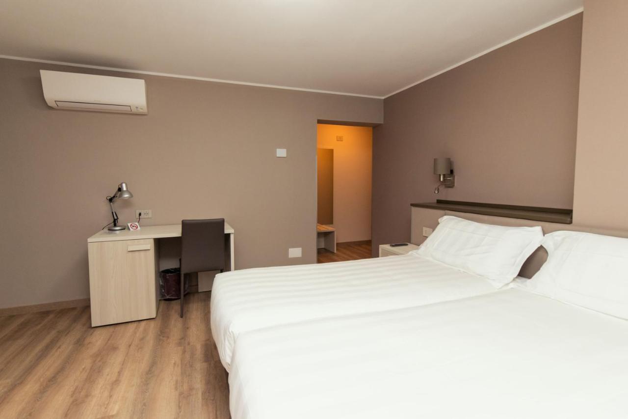 Er Mirin - Il Mulino Di Carcare Hotel ภายนอก รูปภาพ
